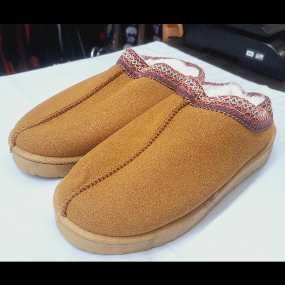 Soft Fur Bootie Slip on Slipper Shoe Uggiez Style / Women Size 8.5 - Picture 3 of 11